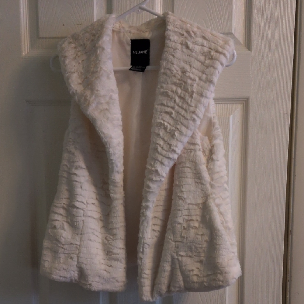 Me Jane White Faux Fur Vest